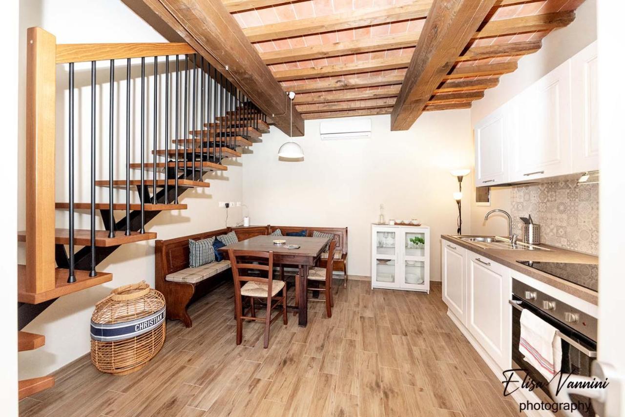 Apartamento La Casa Delle Rondini Forcoli Exterior foto